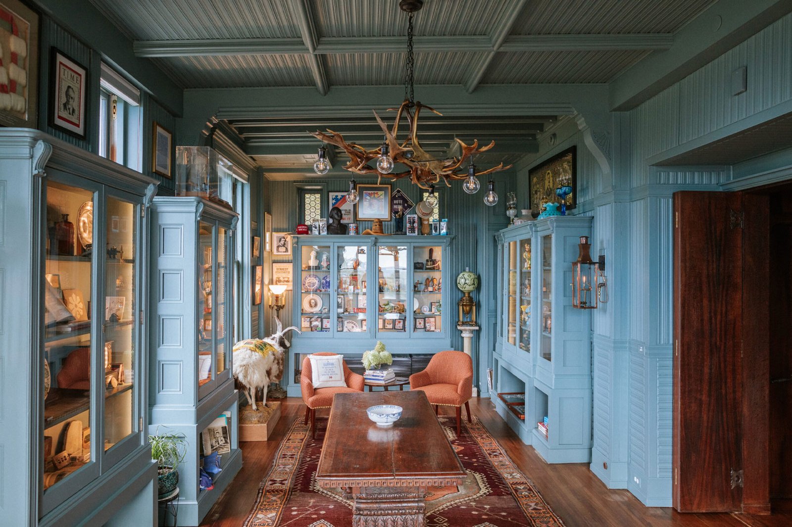 Hudson-Design-Upstate-Regency-Revival