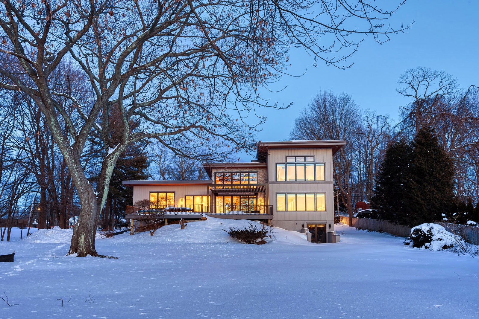 Hudson-Design-Mahopac-Lake-House-07