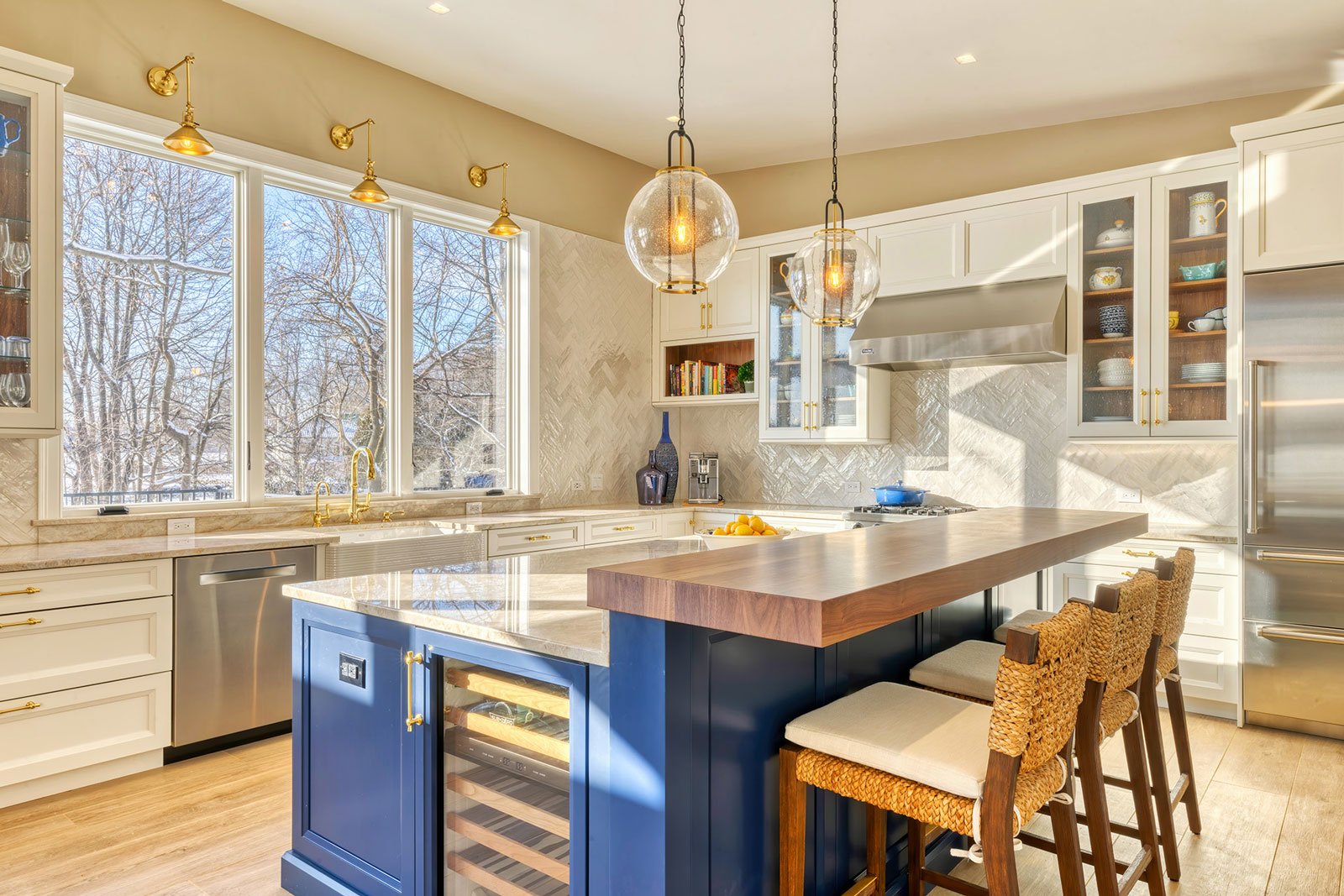 Hudson-Design-Mahopac-Lake-House-02