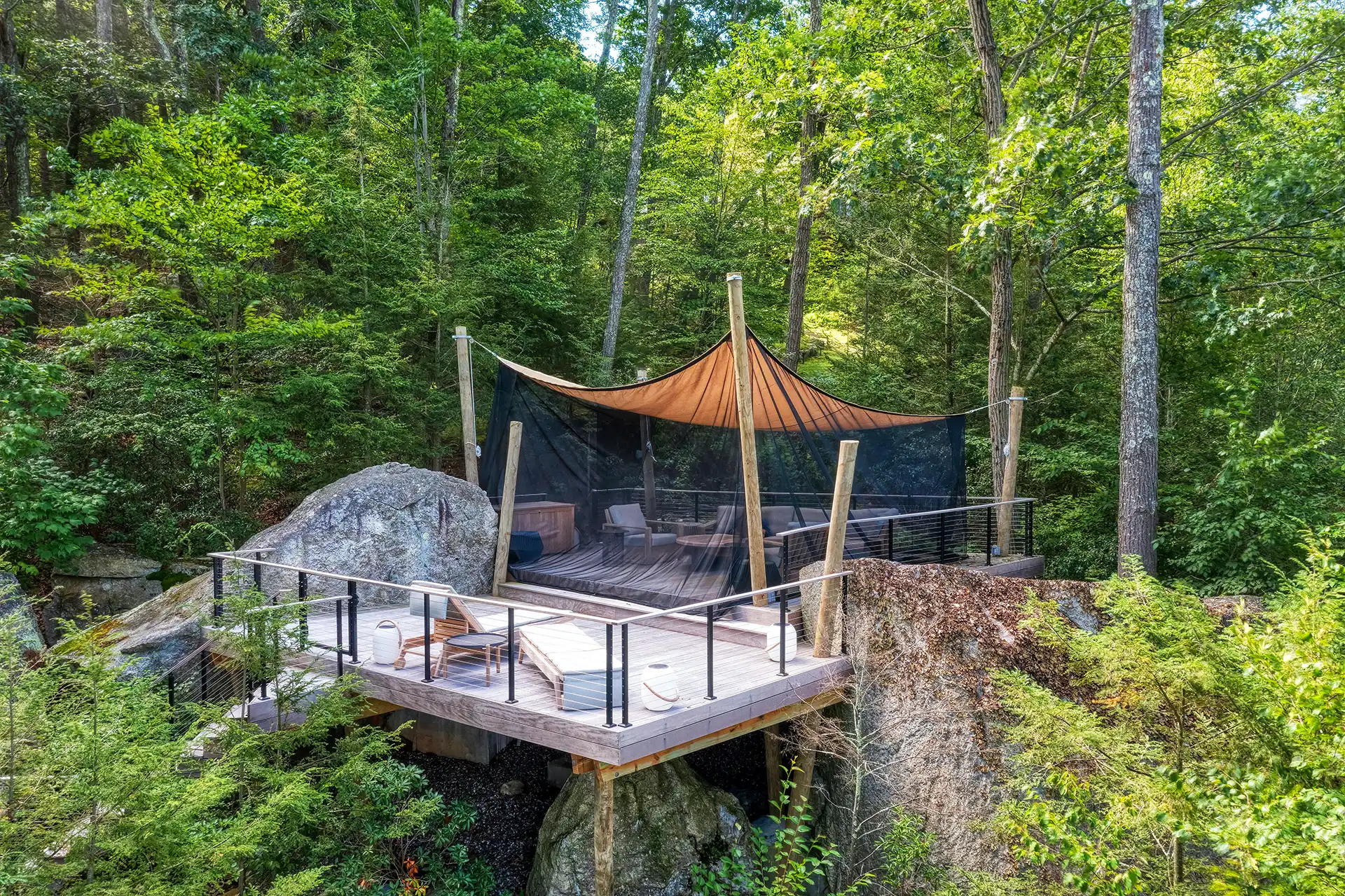 Hudson-Design-The-Sitooterie-1