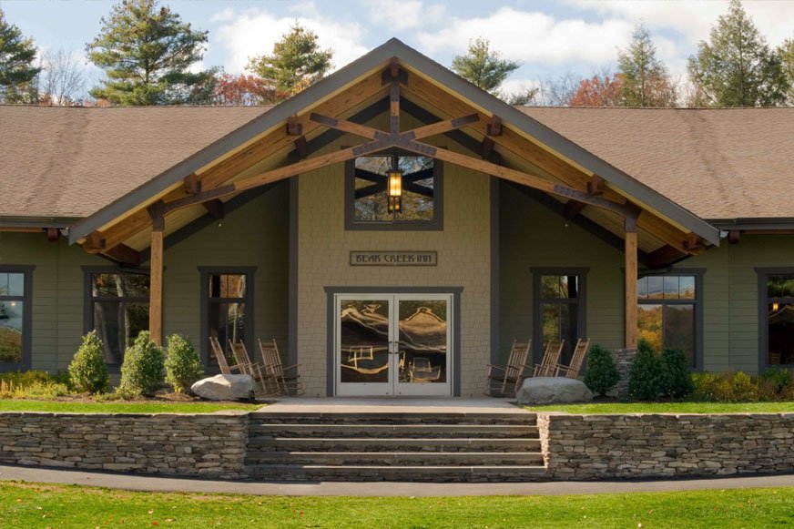 hudson-design- bear-creek dining-hall